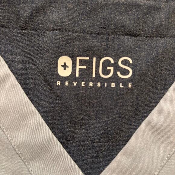 Figs Reversible Scrub Top Grey Women's Size XL Snap closure at Neck Healthcare - Picture 5 of 12